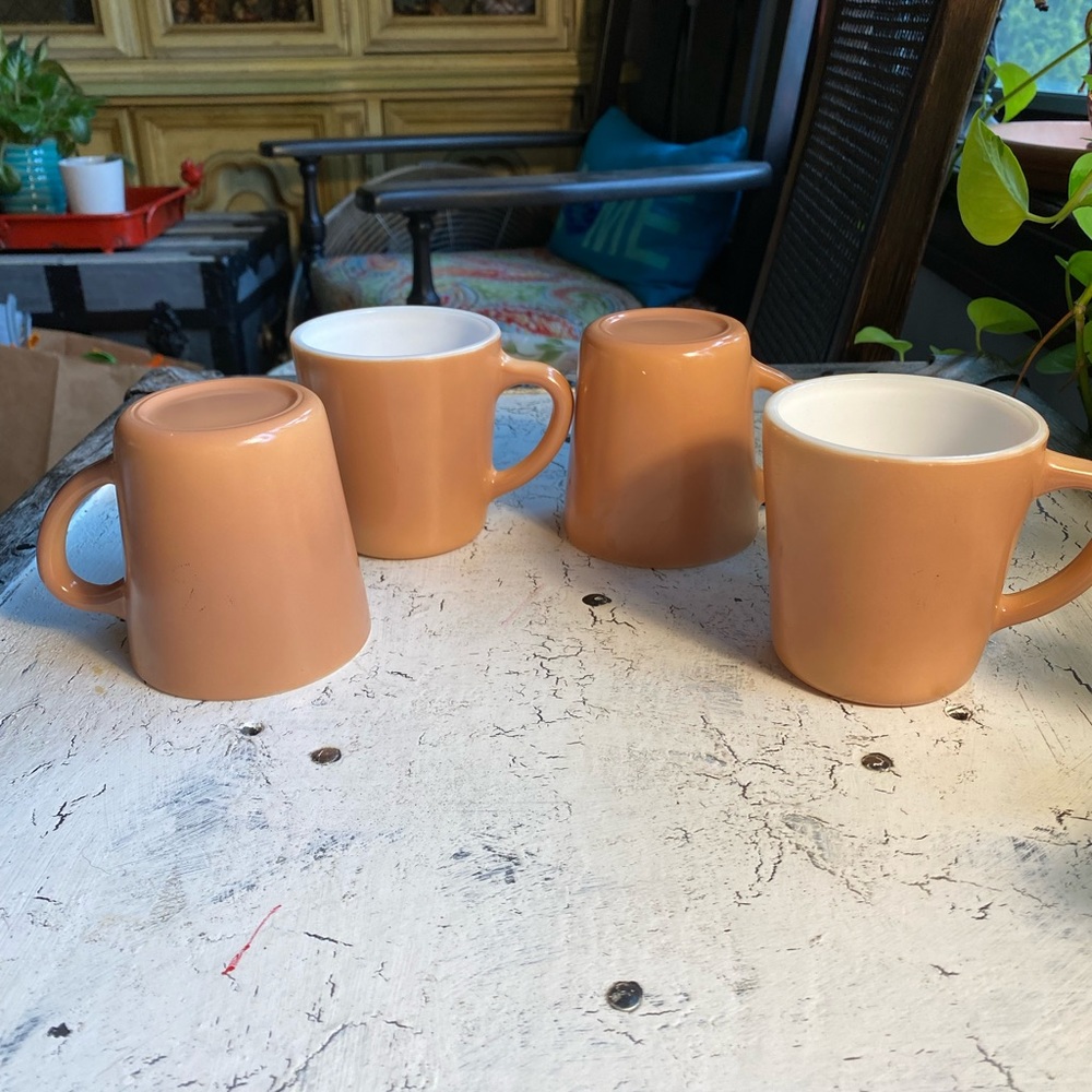 4 Pyrex Beige Mugs/ Cups 10oz